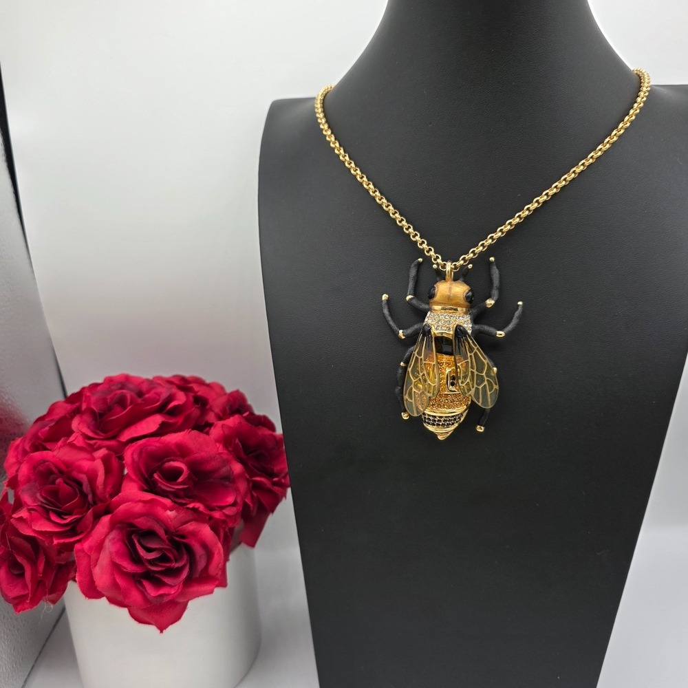 Annibale‎ Baldini/Creart Gold Tone Pendant Necklace Queen Bee 39" Italian